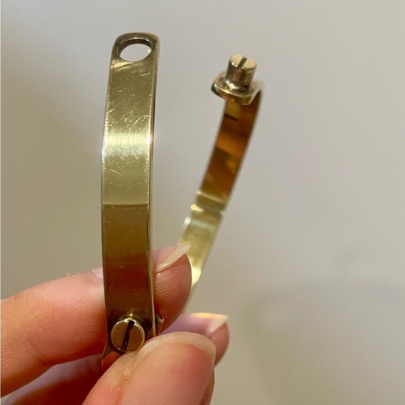 SOLD- 1976 Aldo cipullo Charles Revson gold plated bracelet by Cartier - Picture 2 of 7